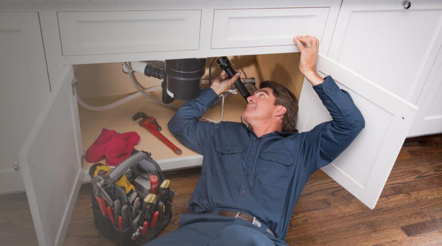 Professional water heater repair in Lawndale, IL